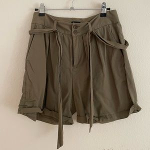 Madewell shorts with tie belt